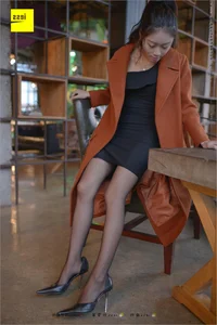 Timeless Beauty: Jing Jing in the Black Silk Legs Collection [IESS 209] - image 20