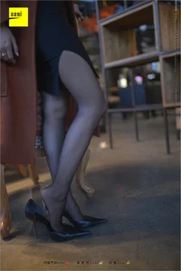 Timeless Beauty: Jing Jing in the Black Silk Legs Collection [IESS 209] - image 2