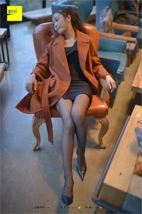 Timeless Beauty: Jing Jing in the Black Silk Legs Collection [IESS 209] - image 84