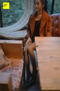 Timeless Beauty: Jing Jing in the Black Silk Legs Collection [IESS 209] - image 33