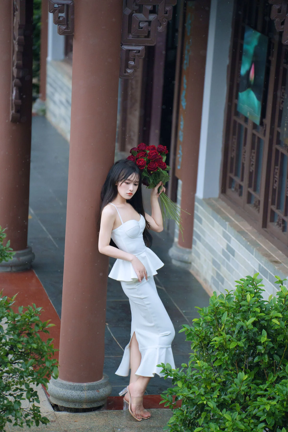 Discover the Grace of Xiao Xiao Yu in YiTuYu Art Language Vol.7395 - Premium Photography