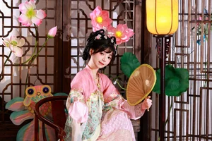Exploring Elegance in YiTuYu Art Language Vol.7364 with Jie Ruan Tang - image 9