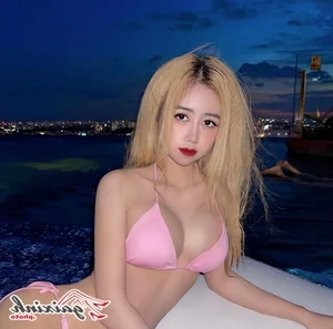 Le Kim Loan Bikini Fashion Gallery: Exploring Summer Beachwear Trends and Aesthetic Modeling - image 14