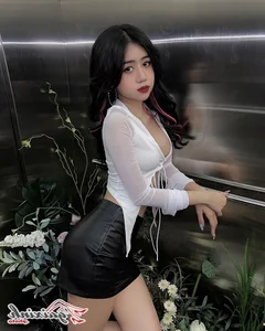 Le Kim Loan Bikini Fashion Gallery: Exploring Summer Beachwear Trends and Aesthetic Modeling - image 19