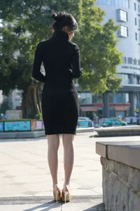 Wan Ping for IESS: Sophisticated Urban Style in the Black Hip-Hugging Skirt Collection - image 48