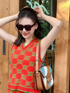 Bui Quynh Hoa vs. Huong Ly: Comparing the Everyday Beauty of Vietnam’s Pageant Stars - image 2