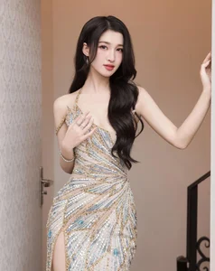 Discover the Seductive and Elegant Fashion Journey of Runner-Up Phuong Nhi - image 4