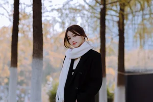 Ethereal Beauty in the Park: Yu Er in Art Language Vol.6251 - image 22