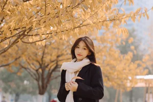 Ethereal Beauty in the Park: Yu Er in Art Language Vol.6251 - image 23