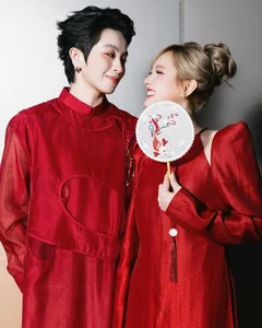 Xoai Non and Gil Le Captivate Fans with Romantic Red Carpet Appearance and Stunning Visuals - image 0