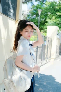 Artistic Portrait Photography: Elegant Side Profile Aesthetics in YiTuYu Art Language Vol.9333 featuring Model Ai Pai Ce Lian De Xiao Xiang - image 9