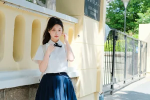 Artistic Portrait Photography: Elegant Side Profile Aesthetics in YiTuYu Art Language Vol.9333 featuring Model Ai Pai Ce Lian De Xiao Xiang - image 11