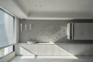 Deep Dive into Minimalist Architecture: The Art of Less is More - image 3