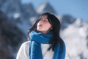 Artistic Portraiture: YiTuYu Art Language Vol.10081 A Miao De Fan Fan - image 1