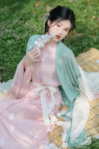 Stunning Portrait of Yu Han: YiTuYu Art Language Vol.6466 Photography Collection - image 20