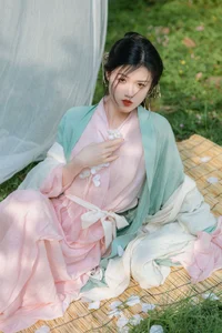 Stunning Portrait of Yu Han: YiTuYu Art Language Vol.6466 Photography Collection - image 17