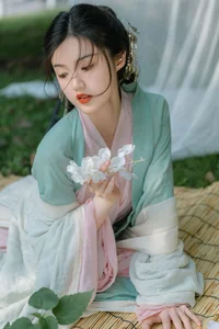Stunning Portrait of Yu Han: YiTuYu Art Language Vol.6466 Photography Collection - image 3