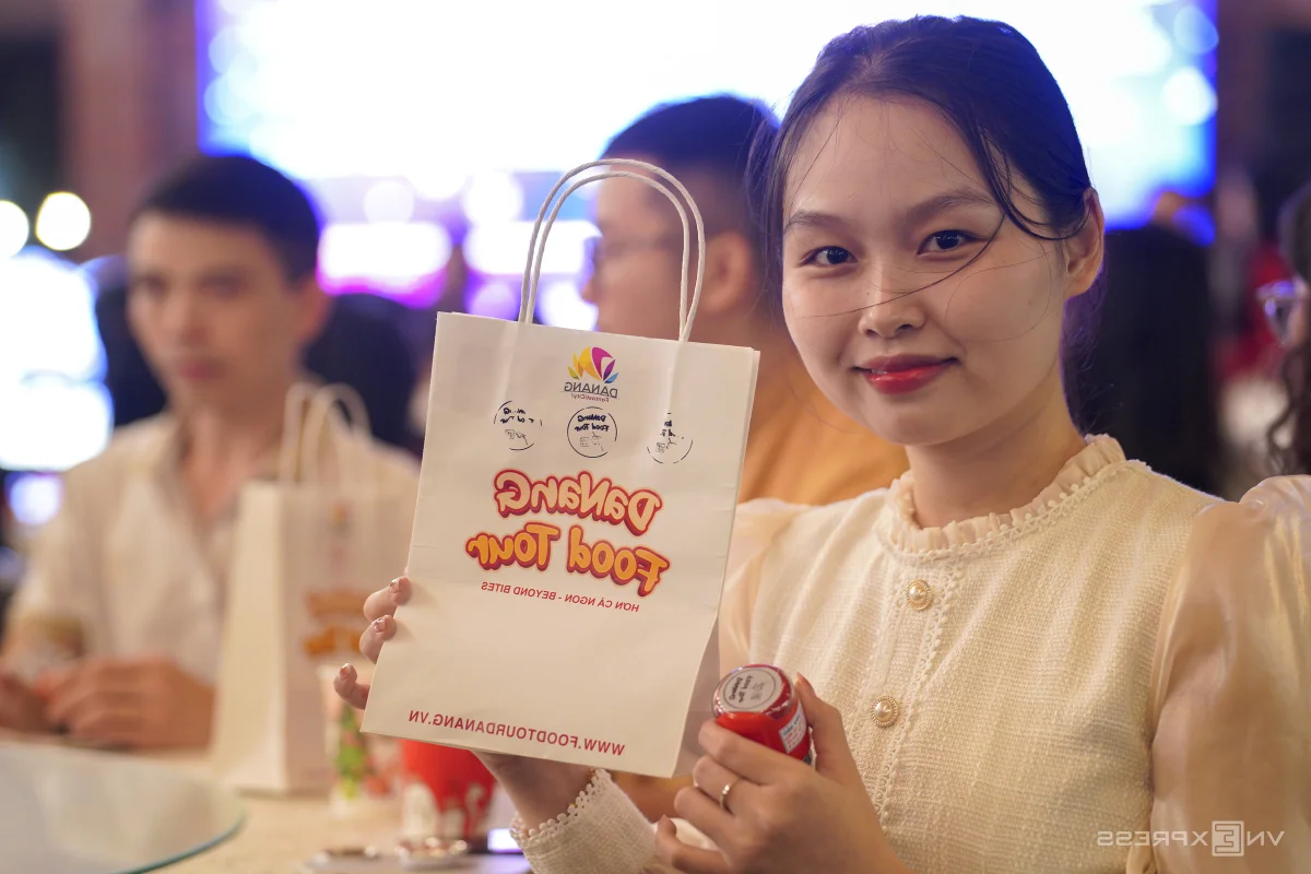 Da Nang Culinary Adventure: Exploring Vietnam with the 10,000 Food Passport