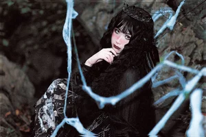 Elegant Portrait Photography: YiTuYu Art Language Vol.5116 Featuring Wei Guo Kaede - image 1