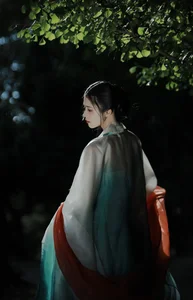YITUYU Art Language 2023.08.16: Wu Sui in a Dreamlike Journey - image 8