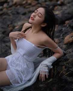 Stunning Outdoor Photography: Embracing Natural Beauty and Summer Fashion by the Stream - image 7