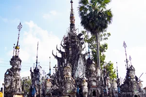 Khmer Heritage: The House of a Thousand Towers in Vietnam - image 7