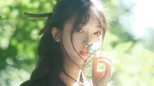 Artistic Portraiture in YiTuYu Art Language Vol.5567 Featuring Er Liang Feng Yue - image 1