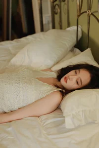 YiTuYu Art Language Vol.6660: A Stunning Portrait Series with Elaine - image 25