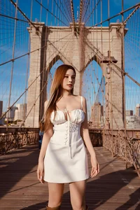 Huyen Baby Celebrates 13th Wedding Anniversary: A Glimpse into Her Timeless Beauty and Luxury Lifestyle - image 7