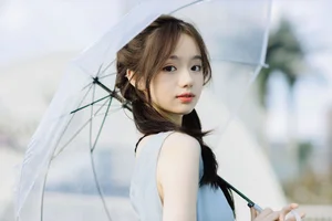 YiTuYu Art Language Vol.7384: A Visual Masterpiece Featuring the Elegant Shi Yuan - image 4