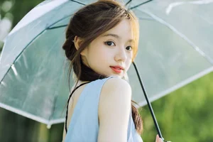 YiTuYu Art Language Vol.7384: A Visual Masterpiece Featuring the Elegant Shi Yuan - image 3