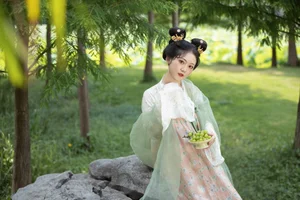 Elegant Portraiture: YiTuYu Art Language Vol.4962 Featuring Shen Shi Si - image 8