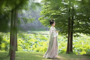 Elegant Portraiture: YiTuYu Art Language Vol.4962 Featuring Shen Shi Si - image 2