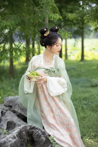 Elegant Portraiture: YiTuYu Art Language Vol.4962 Featuring Shen Shi Si - image 21