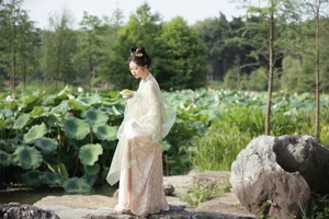 Elegant Portraiture: YiTuYu Art Language Vol.4962 Featuring Shen Shi Si - image 33