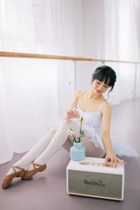 Bold and Beautiful: Feng Mu Mu AINY in YiTuYu Art Language Vol.5262 - image 29