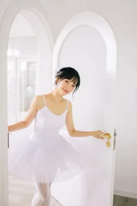 Bold and Beautiful: Feng Mu Mu AINY in YiTuYu Art Language Vol.5262 - image 26