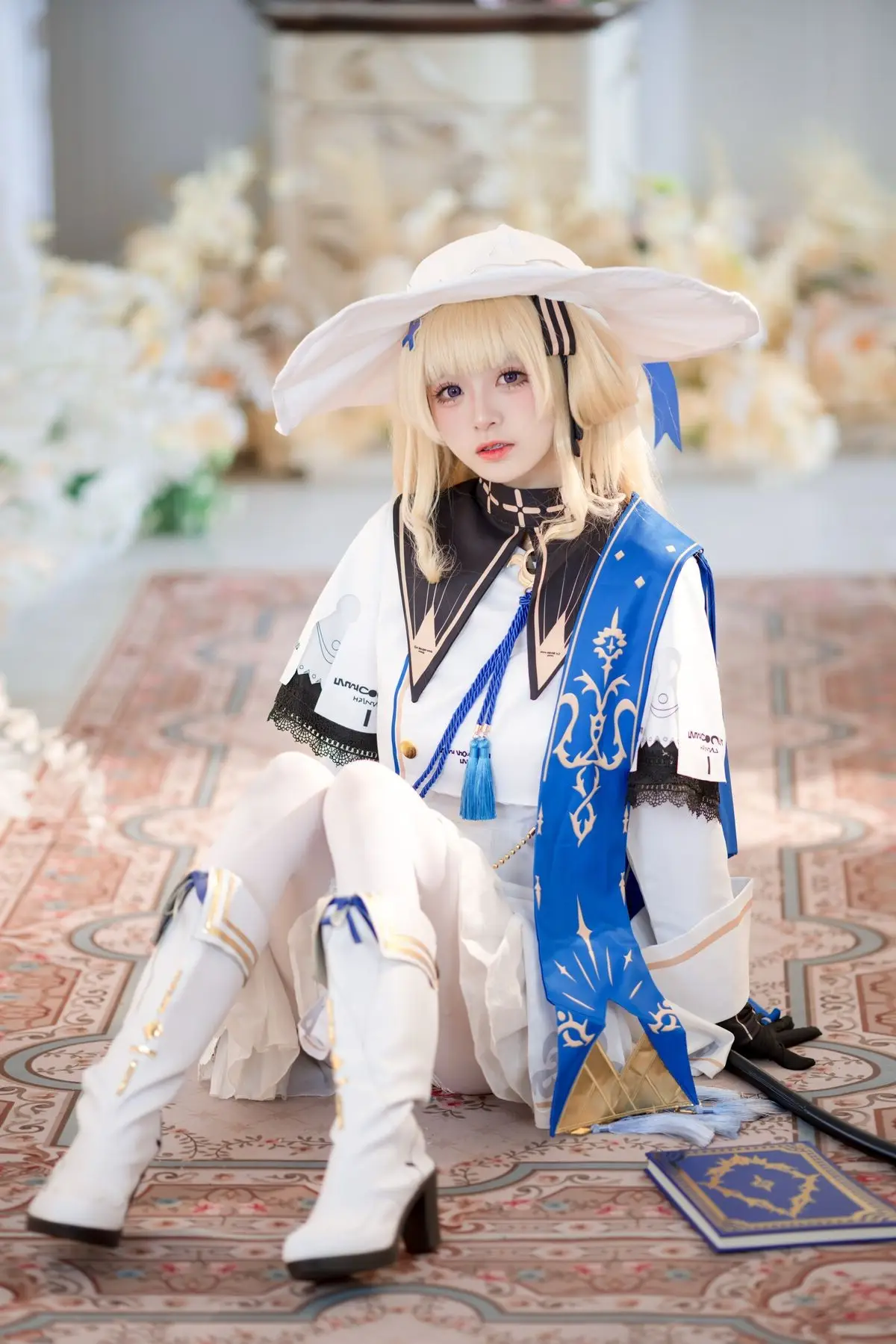 Coser Jiu Qi Miao as Phoebe: Elegant Mystery in Every Frame (44P)