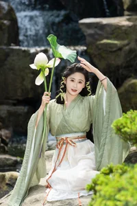YiTuYu Art Language Vol.7177 Jiao Yi Zhi Sui Sui Photography Collection - image 1