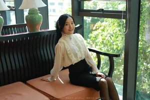 Urban Sophistication: Wanping in Black Hosiery at the Coffee House - image 16