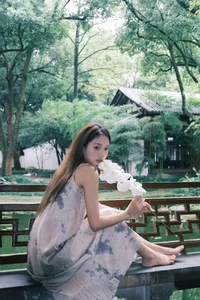 Elegant Portraiture in YiTuYu Art Language Vol.5610 Featuring Hui Hui - image 1