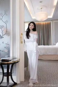 XiuRen No.10445: Yu Zi Jiang Fish – Serene Elegance in Delicate Loungewear - image 16