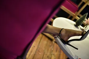 Exquisite Leg Modeling Photography: IESS Featuring Xiao Liu's Elegant Afternoon Tea Concept - image 13