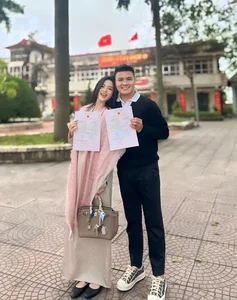 Quang Hai and Chu Thanh Huyen: A Look at Their Stylish Couple Fashion - image 3