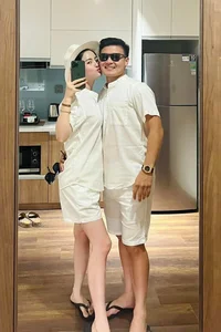 Quang Hai and Chu Thanh Huyen: A Look at Their Stylish Couple Fashion - image 5