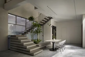 Modern Urban Townhouse Architecture: Innovative Recessed Facade Design for Contemporary City Living - image 9