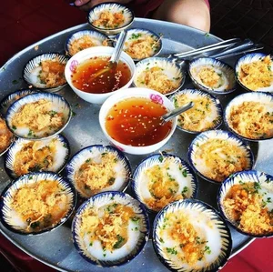 Budget Travel Guide: Eating Your Way Through Phu Yen for $5 - image 0