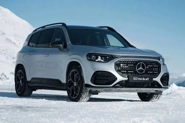 Discover the 2026 Mercedes-Benz GLB: A 7-Seater Electric SUV Conquering Snowy Peaks with an Impressive 630km Range.