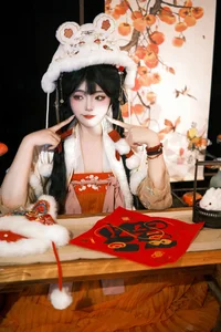 YiTuYu Art Language Vol.6804: Kailin Jiang in a Modern Art Showcase - image 17