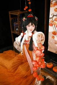 YiTuYu Art Language Vol.6804: Kailin Jiang in a Modern Art Showcase - image 1